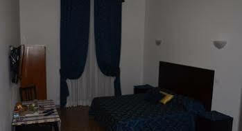 Ines Downtown B&B Rom Exterior foto